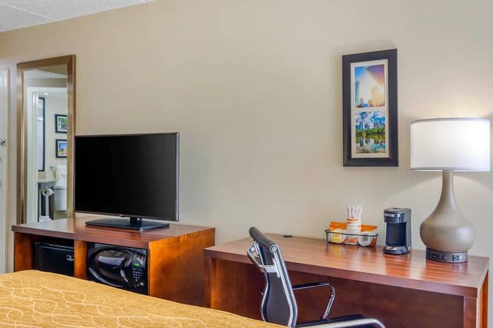 Room 16 of 45