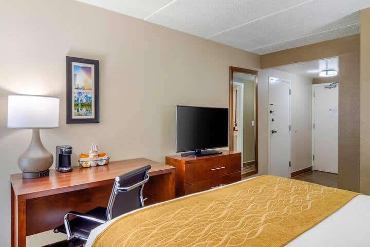 Room 10 of 45